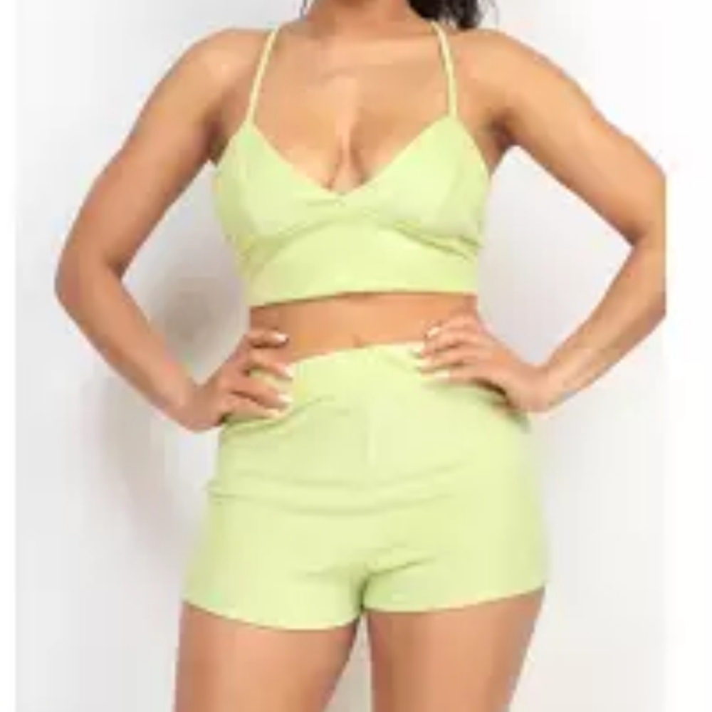 House of Harlow 1960 Lime Green Crop Top and Shorts Set - Picture 9 of 9